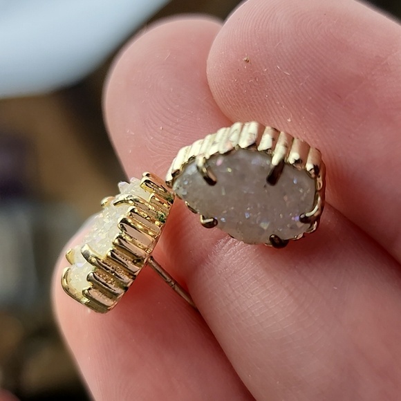 Tessa Iridescent Clear drusy Kendra Scott stud earings - Picture 4 of 5